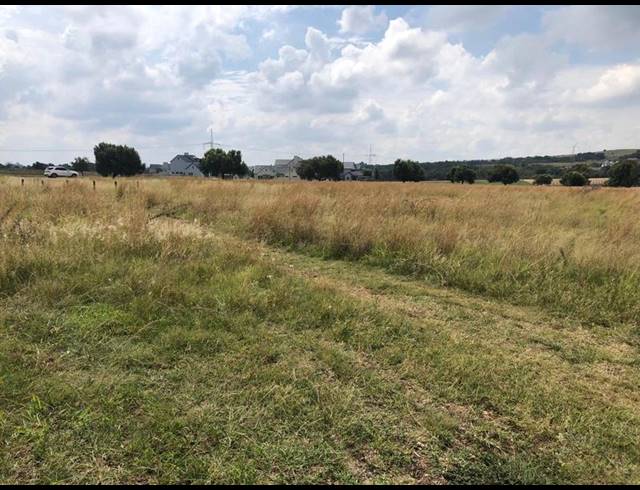 LAND FOR SALE IN WATERLAKE FARM LIFESTYLE ESTATE